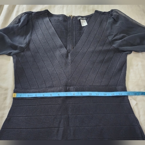 Venus Black Bandage Bodycon Vneck Long-Sleeve Dress size Large NWT - Picture 6 of 6